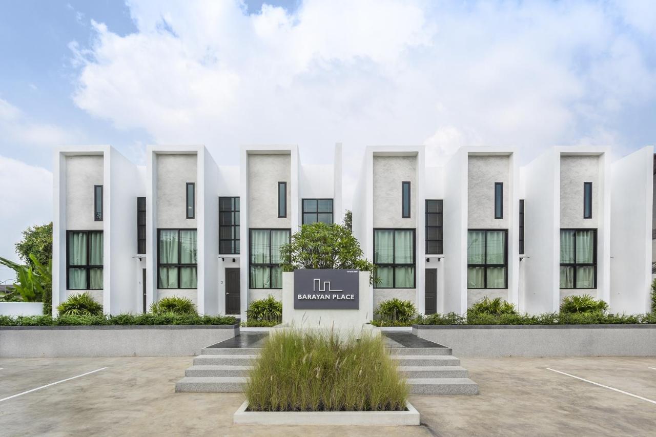 Barayan place Na Chom Thian Bagian luar foto