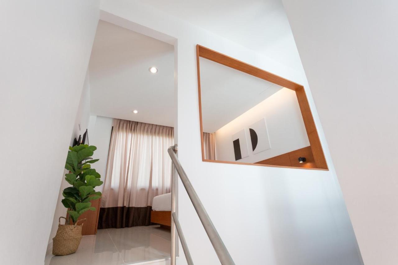 Barayan place Na Chom Thian Bagian luar foto