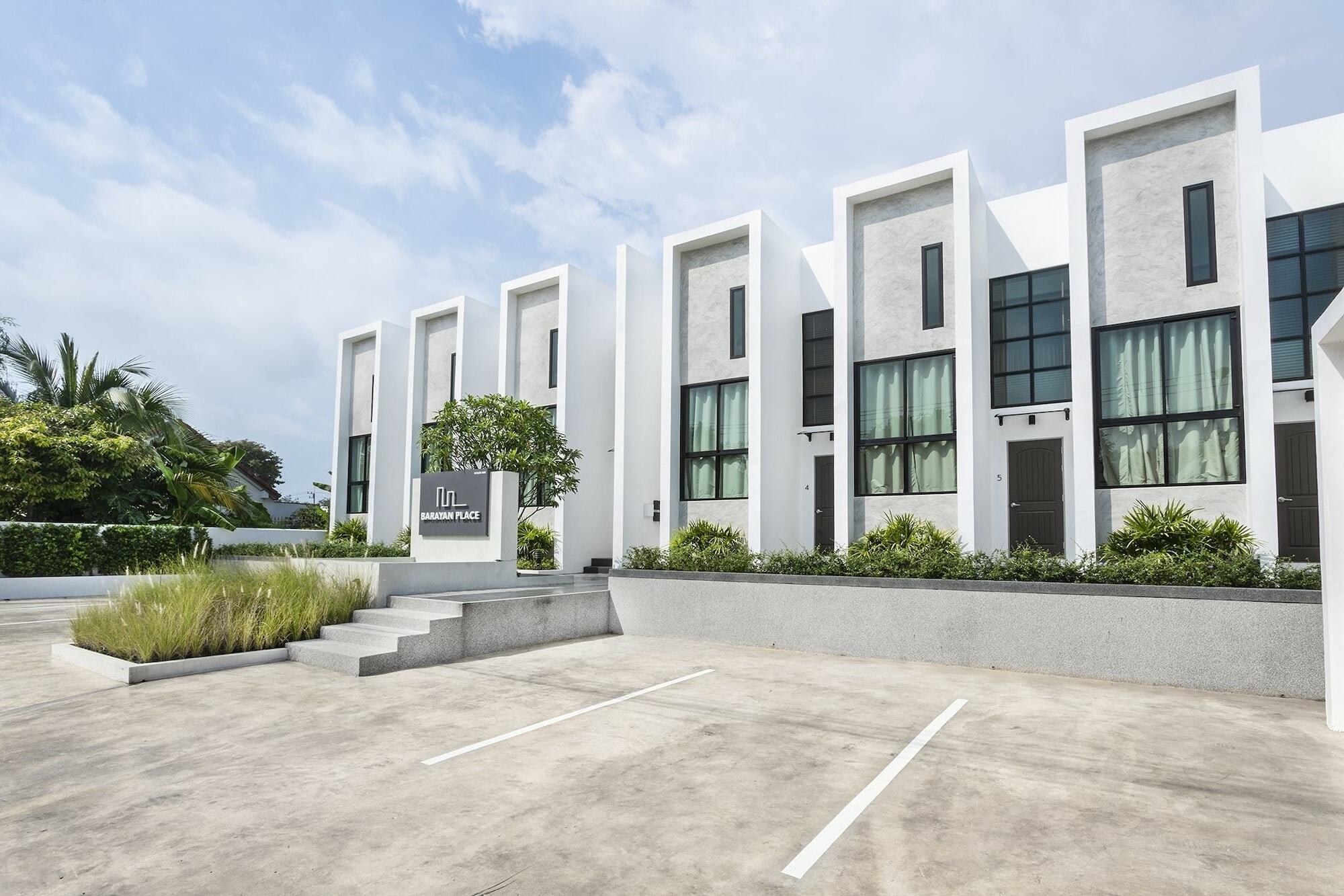 Barayan place Na Chom Thian Bagian luar foto